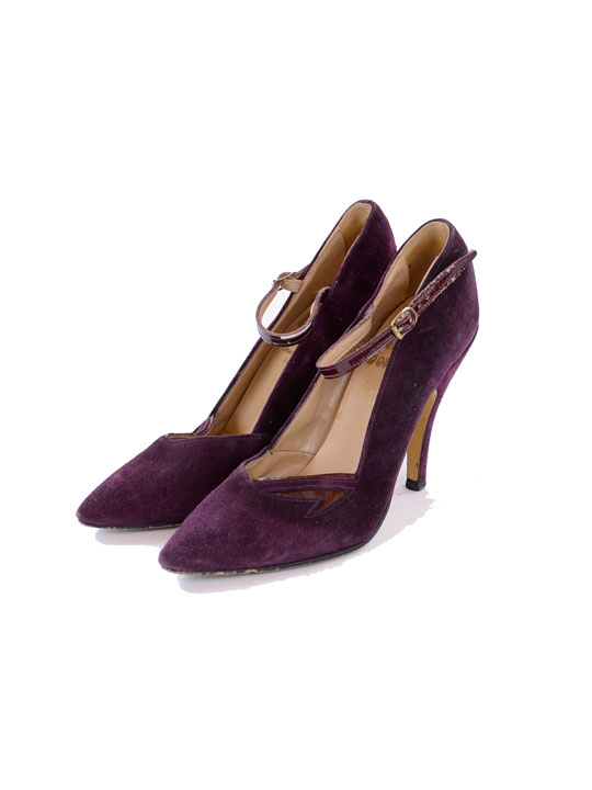 Wholesale Vintage Clothing Ladies pumps fine heel