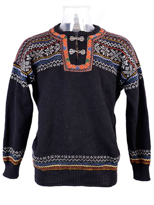 MKW-Nordic-Iceland-Sweater-4.jpg
